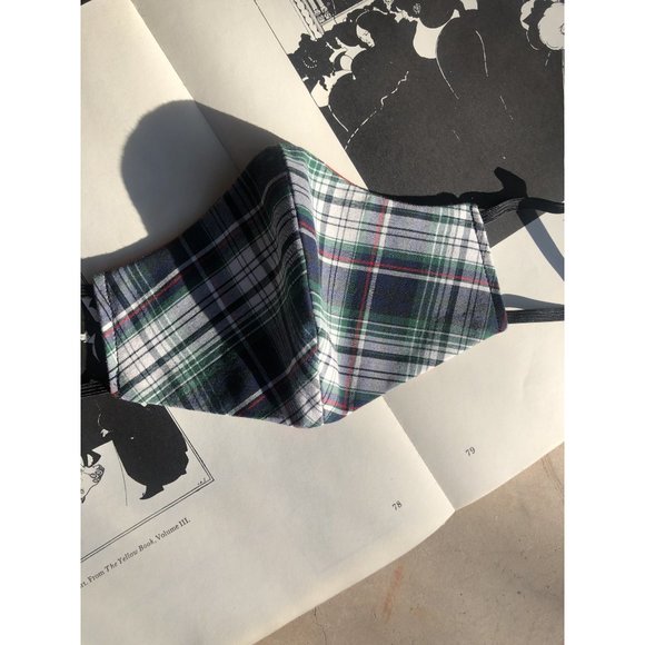 Lizard Queenz Closet - Picture 5 of 7